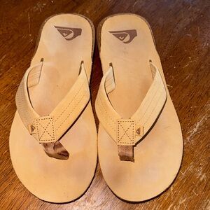 New Men’s Quicksilver Flip Flops Sz 7